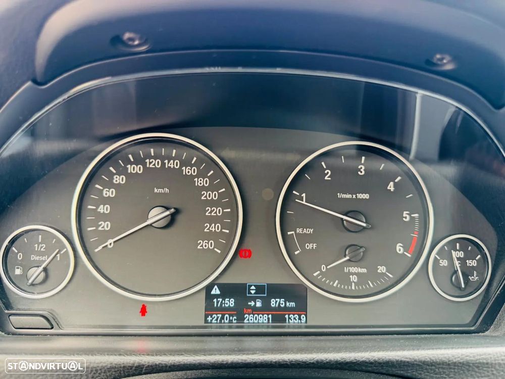 BMW 320 d Line Sport Shadow - 28