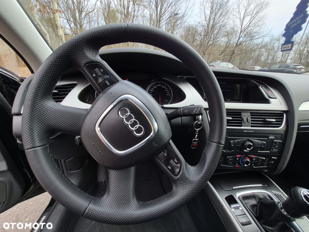 Audi A4 Avant 1.8 TFSI Attraction - 9
