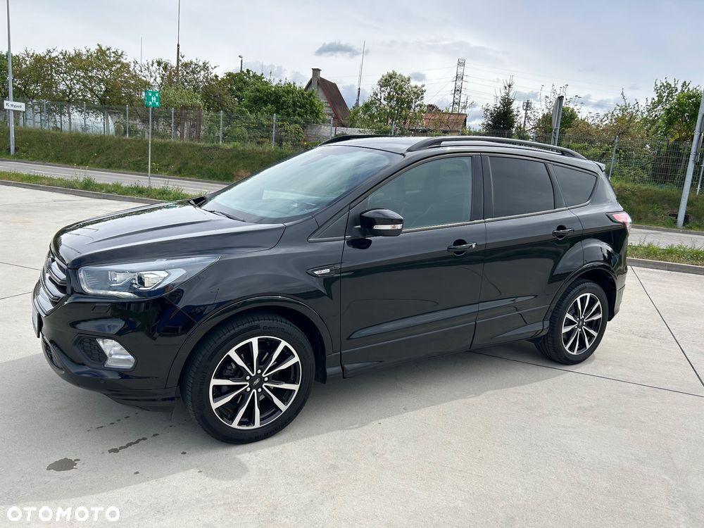 Ford Kuga 1.5 EcoBoost 2x4 ST-Line - 4