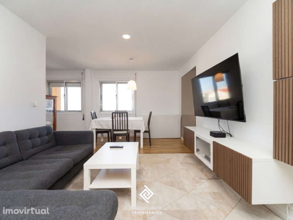 Apartamento T3 Renovado, junto ao Arrábida Shopping, em Vila Nova d... - Grande imagem: 2/14