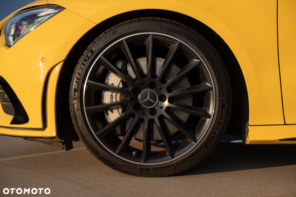Mercedes-Benz CLA AMG 35 4-Matic 7G-DCT - 12
