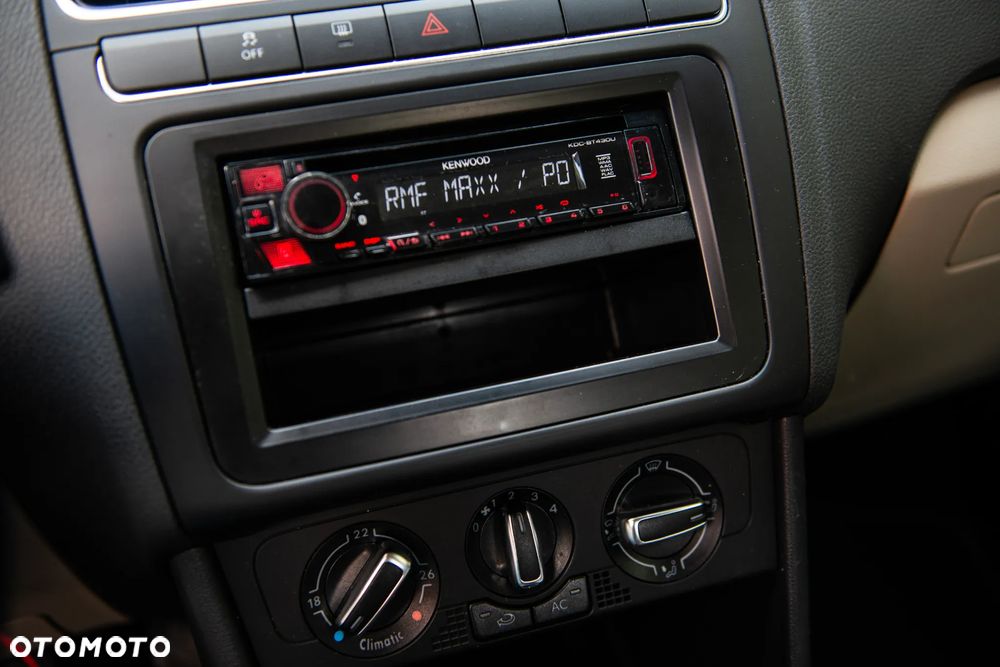 Volkswagen Polo 1.4 16V Comfortline - 33