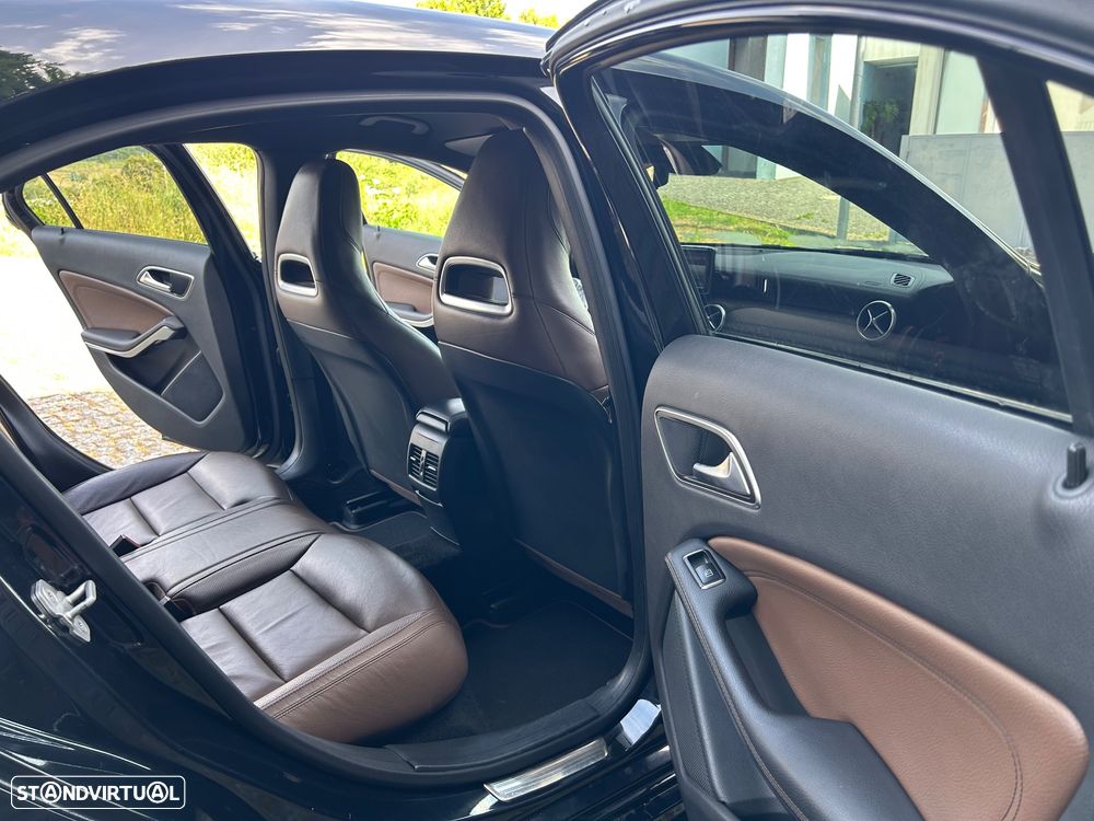 Mercedes-Benz A 200 CDI (BlueEFFICIENCY) AMG Sport - 15