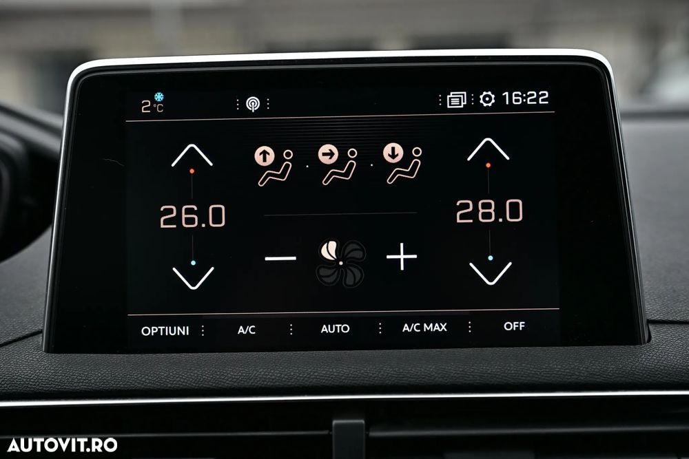 Peugeot 3008 1.6 BlueHDI S&S EAT6 GT-Line - 35