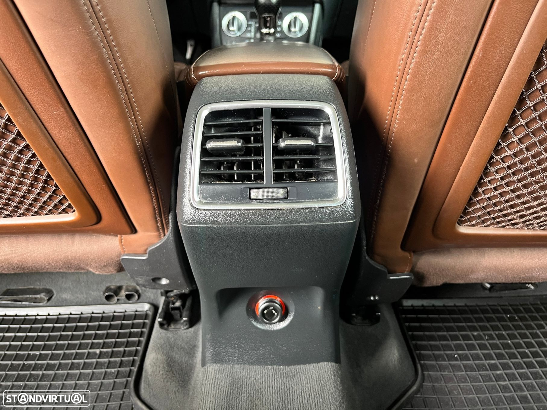 Audi Q3 2.0 TDI Ambition - 34