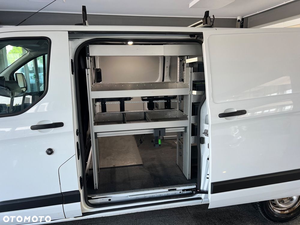 Ford Transit Custom - 10