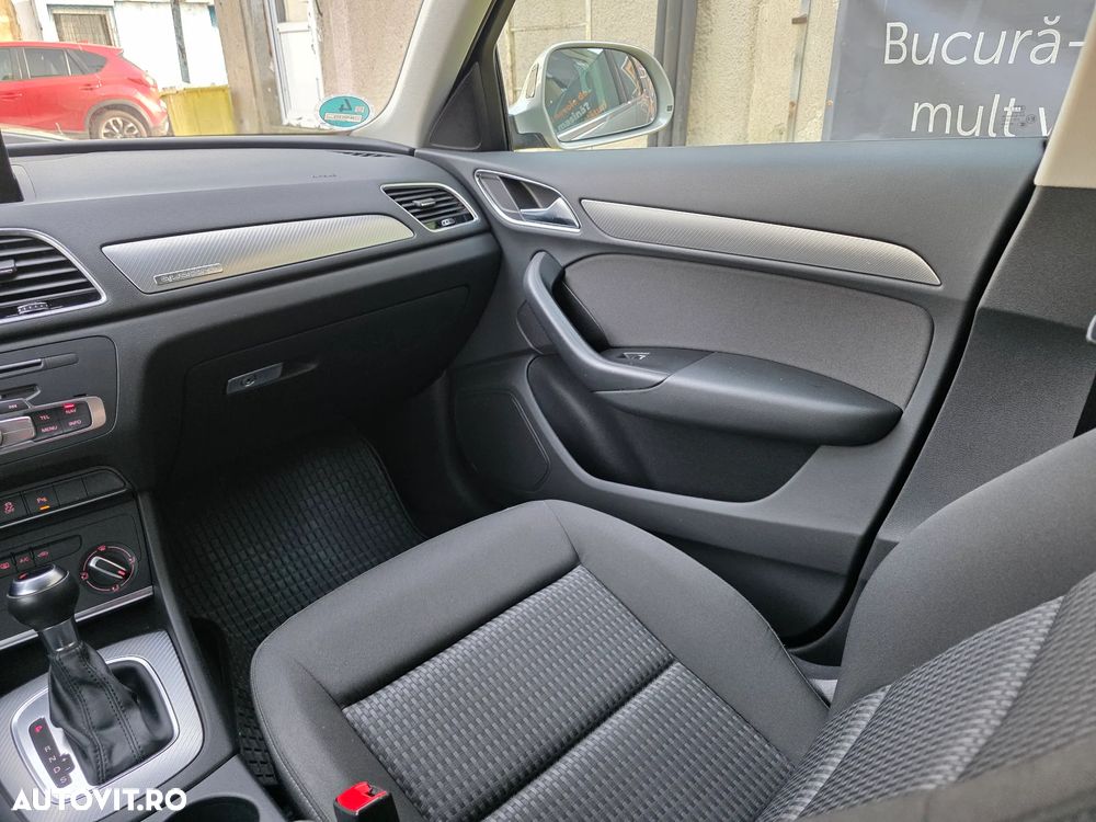 Audi Q3 2.0 TFSI Quattro S tronic sport - 16