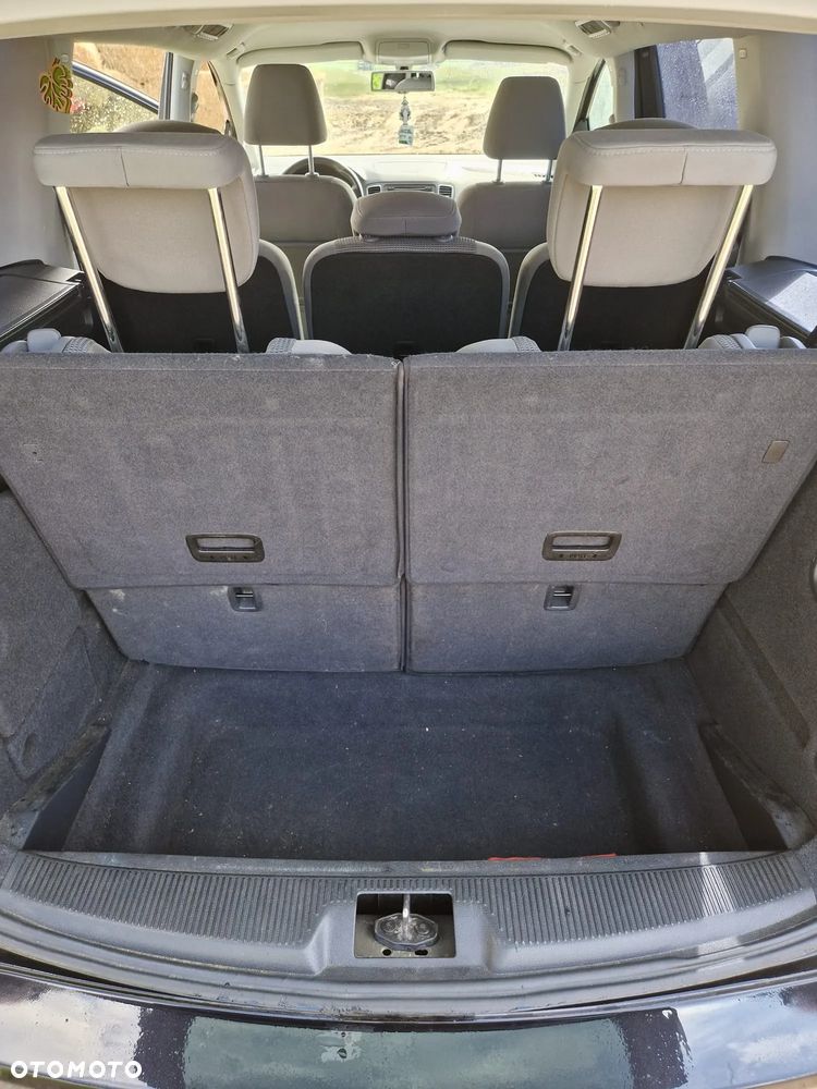 Volkswagen Sharan - 9