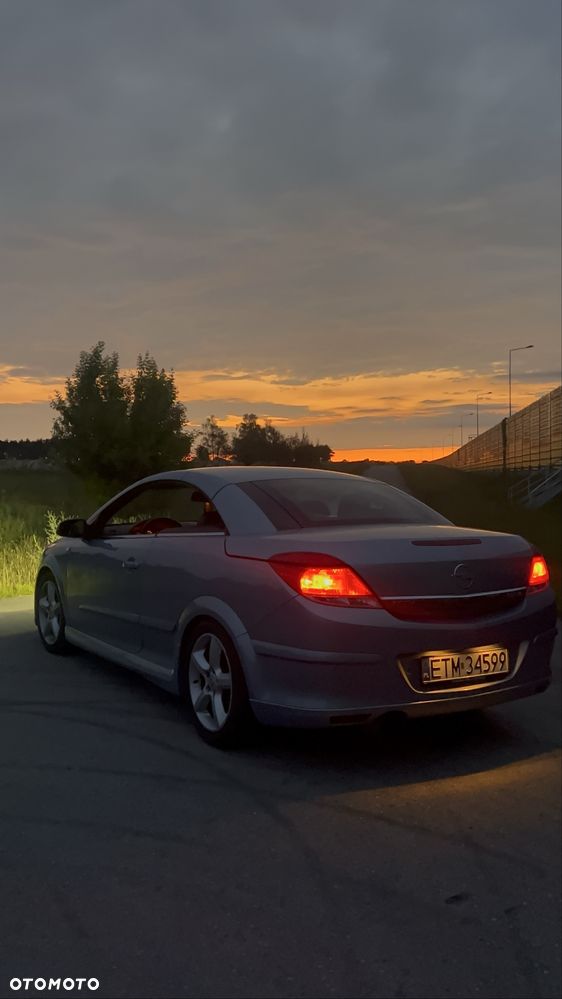 Opel Astra - 1