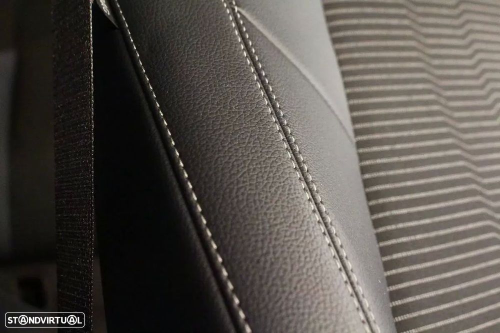 Mercedes-Benz CLA 250 e Progressive - 14