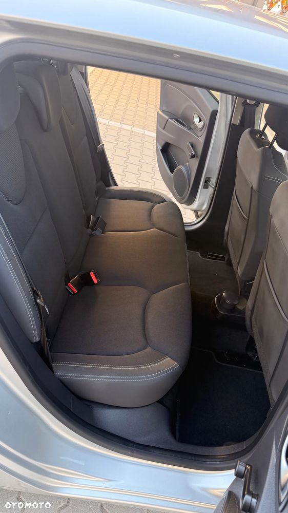 Renault Clio 1.5 dCi Energy Life EU6c - 11