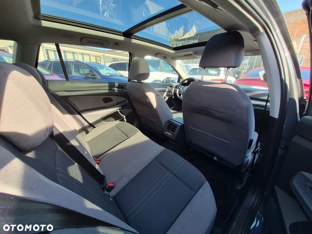 Volkswagen Golf - 21