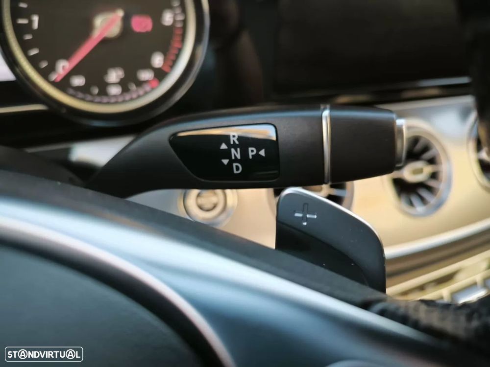 Mercedes-Benz E 220 d AMG Line - 40