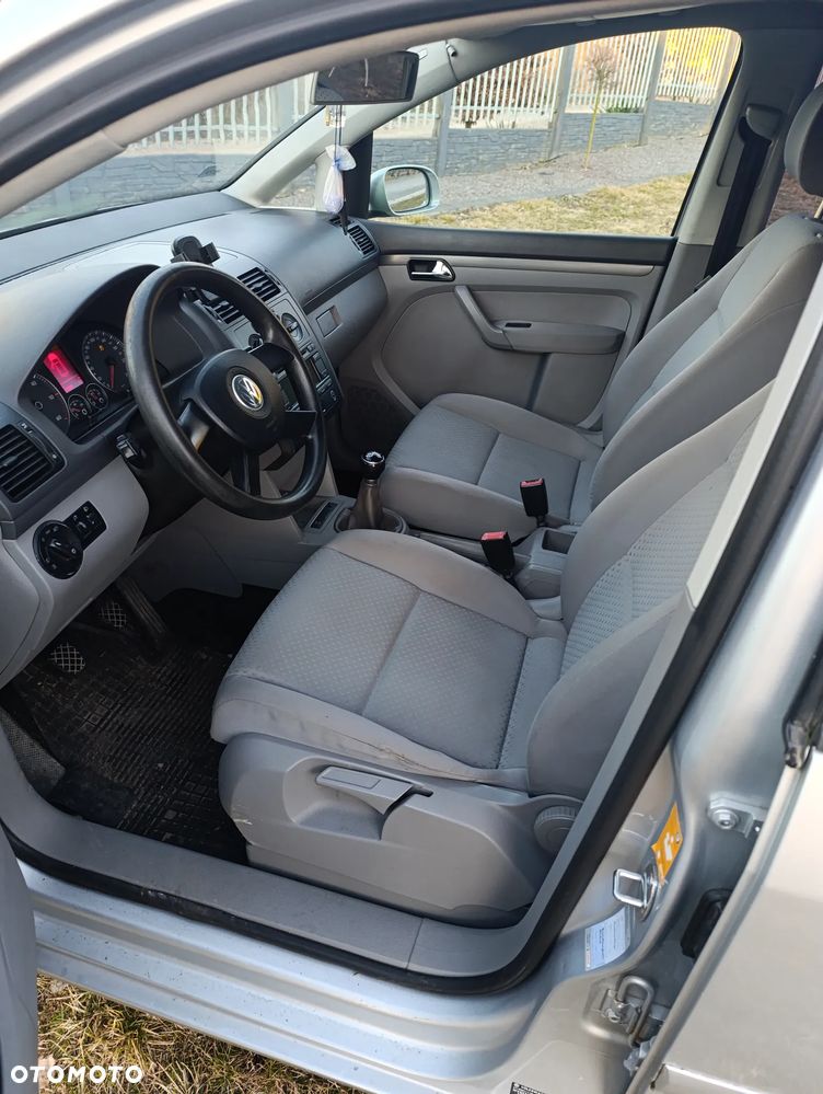 Volkswagen Touran 1.9 TDI Conceptline - 7