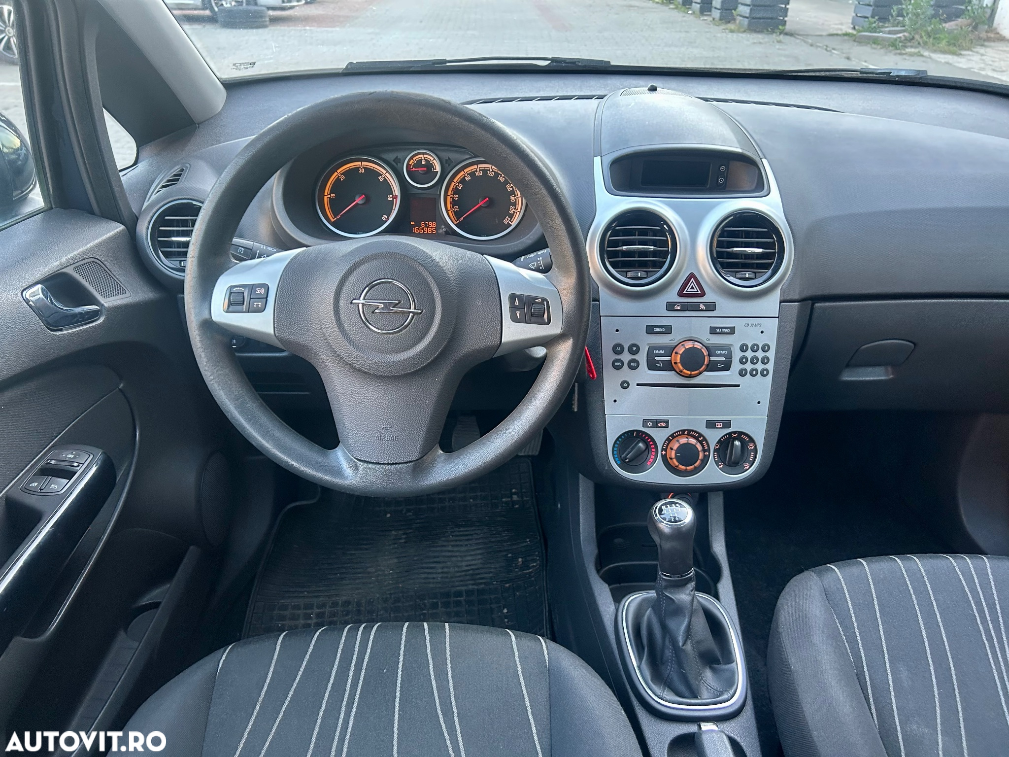 Opel Corsa 1.3 CDTI Cosmo - 5