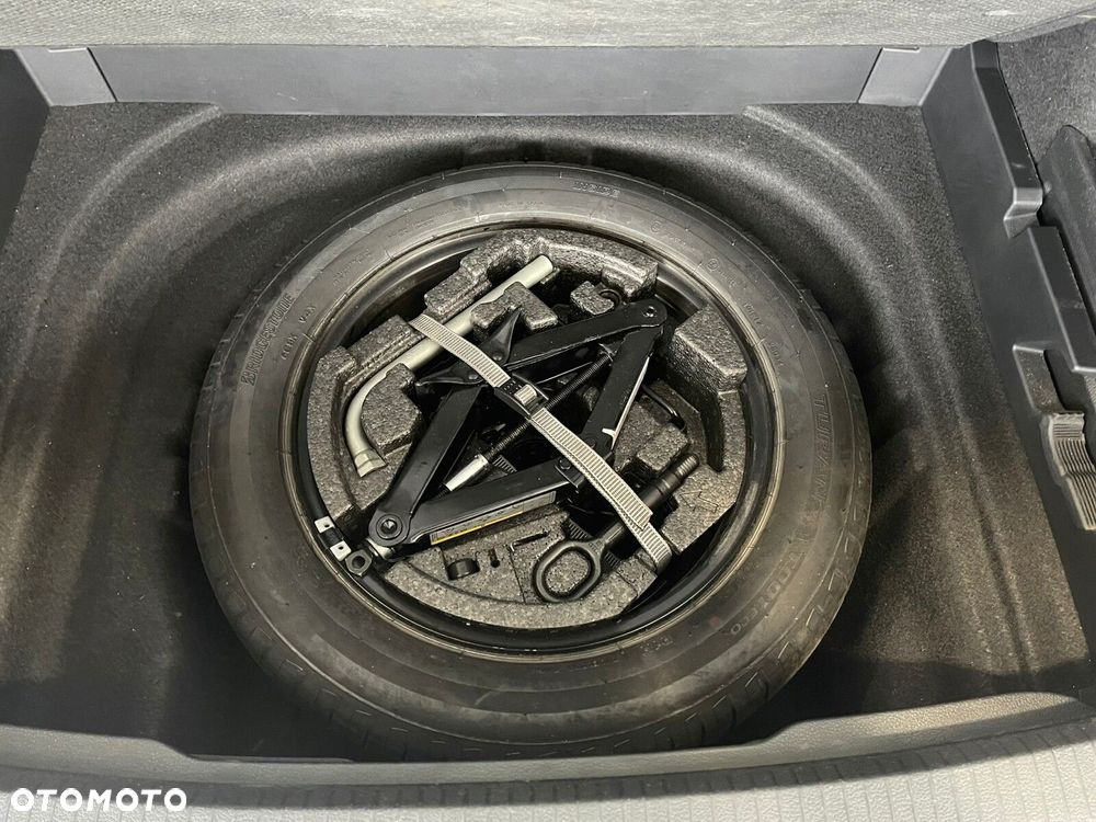 Volkswagen Golf 1.6 TDI BMT Comfortline - 32