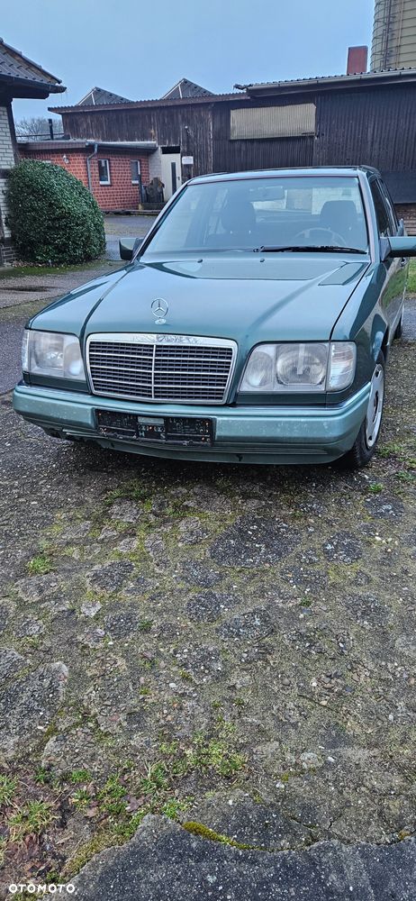 Mercedes-Benz W124 (1984-1993) - 1