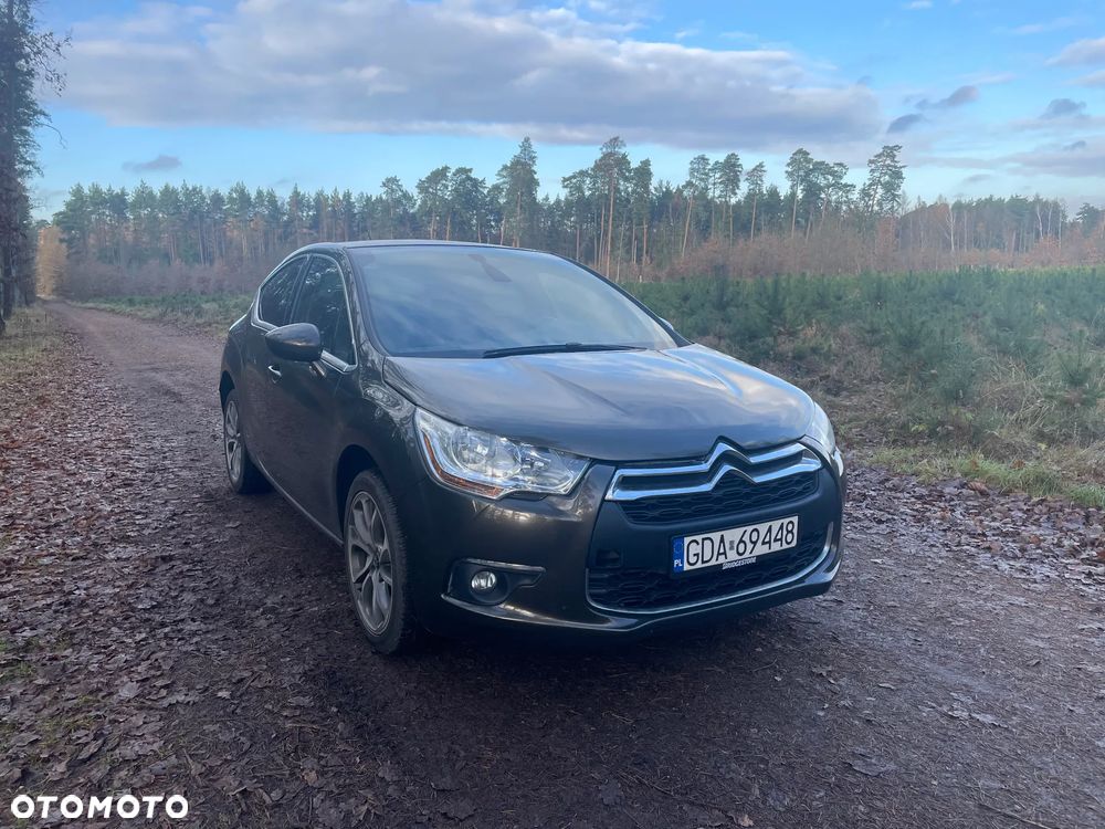 Citroën DS4 1.6 e-HDi SoChic MCP - 2