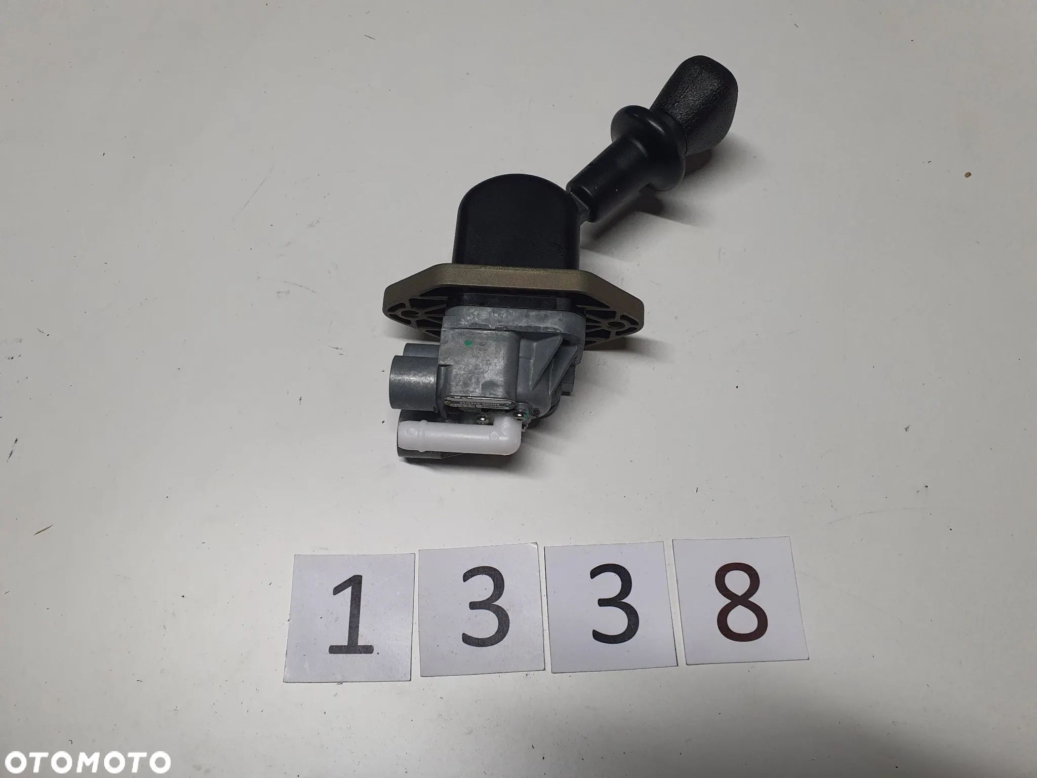 Zawór hamulca ręcznego, dźwignia, manetka Knorr-Bremse, K153289N50, MAN TGL TGM - 1