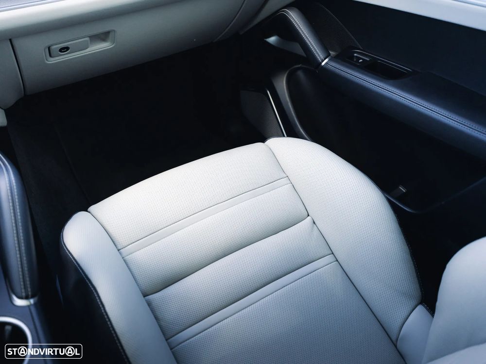 Porsche Cayenne Coupé E-Hybrid - 17