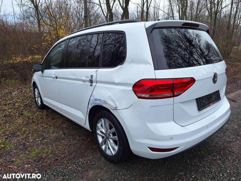 Volkswagen Touran 1.6 TDI SCR (BlueMotion Technology) Comfortline - 3