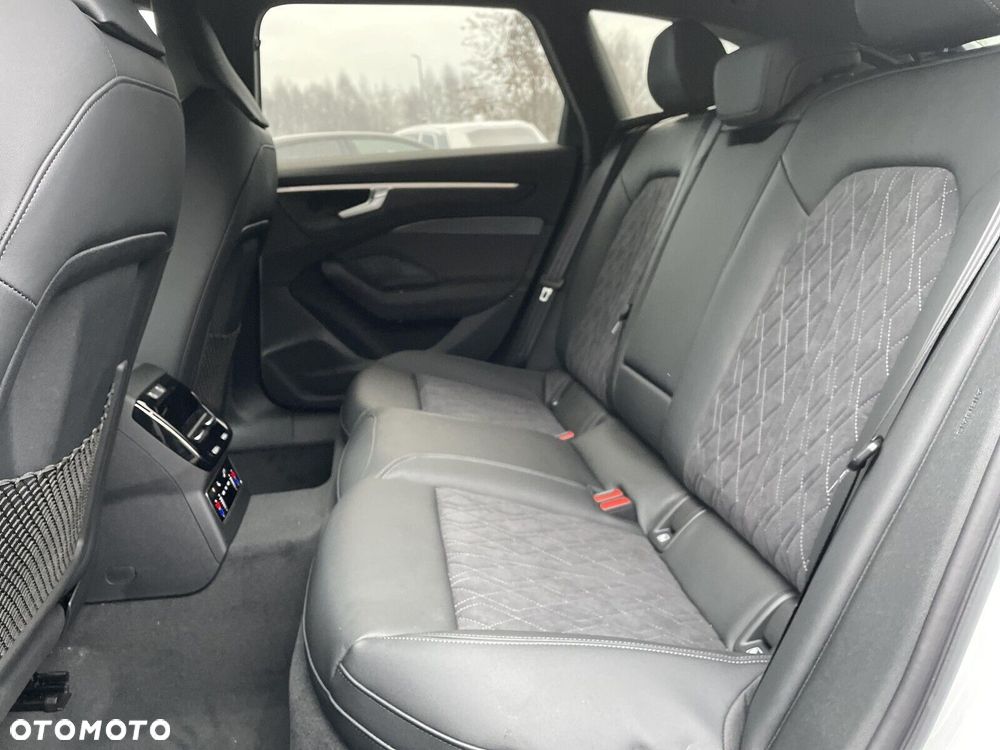 Audi A6 Avant - 12