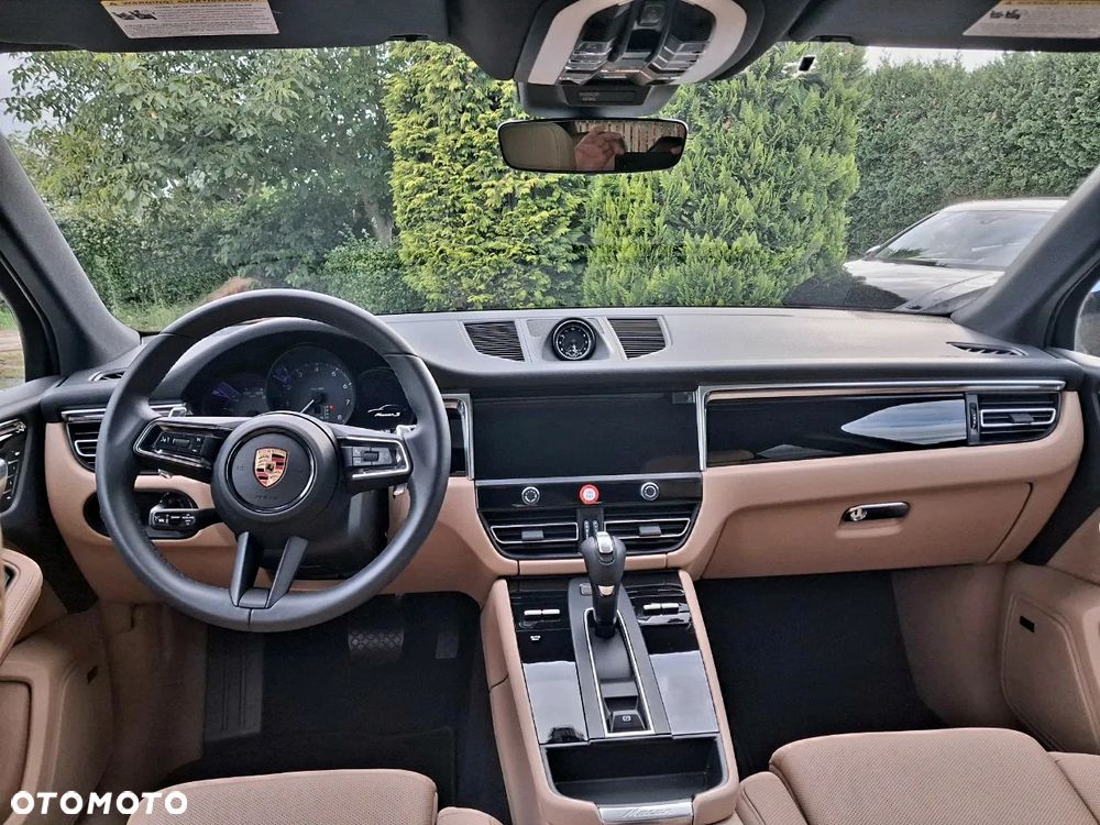 Porsche Macan - 18