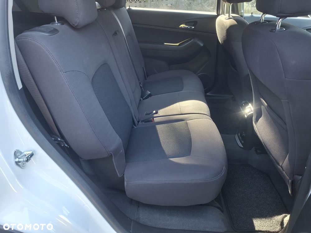Chevrolet Orlando - 10