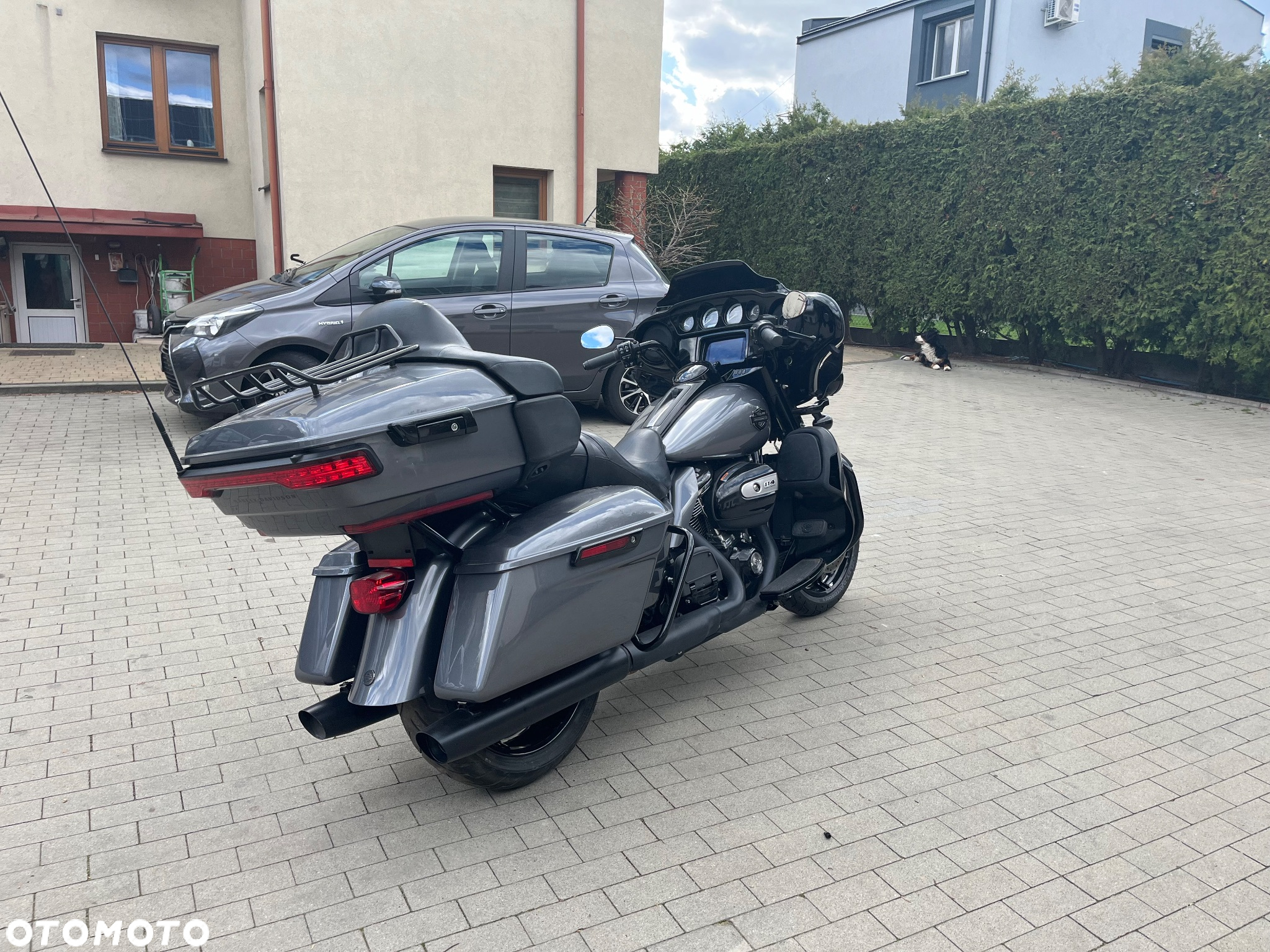 Harley-Davidson FLHS Electra Glide - 13