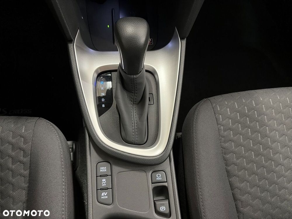 Toyota Yaris Cross Hybrid 1.5 Comfort - 20