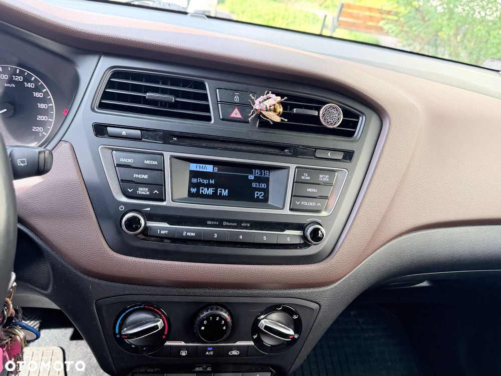 Hyundai i20 1.0 T-GDI - 9