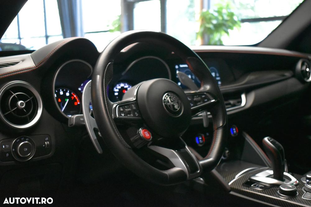 Alfa Romeo Stelvio 2.9 V6 Turbo AWD AT8 Quadrifoglio - 15