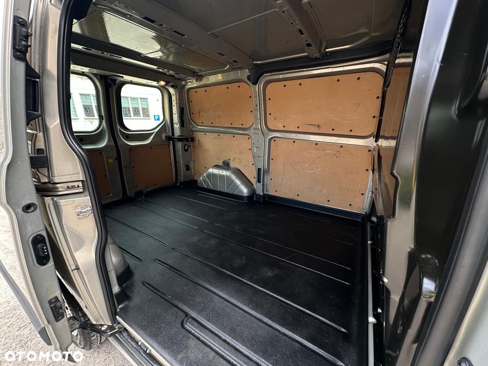 Ford TRANSIT CUSTOM - 10