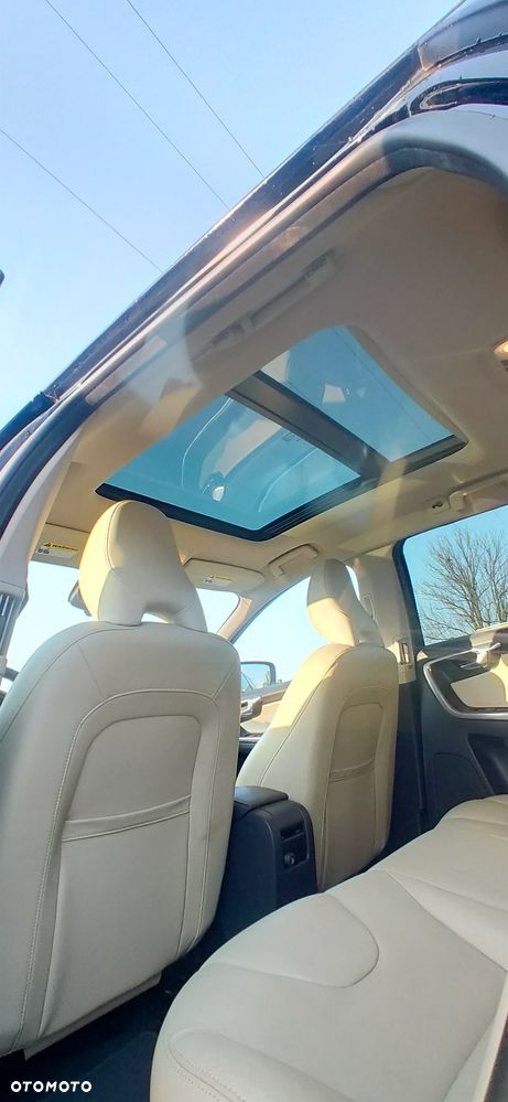 Volvo XC 60 T5 AWD Momentum - 15