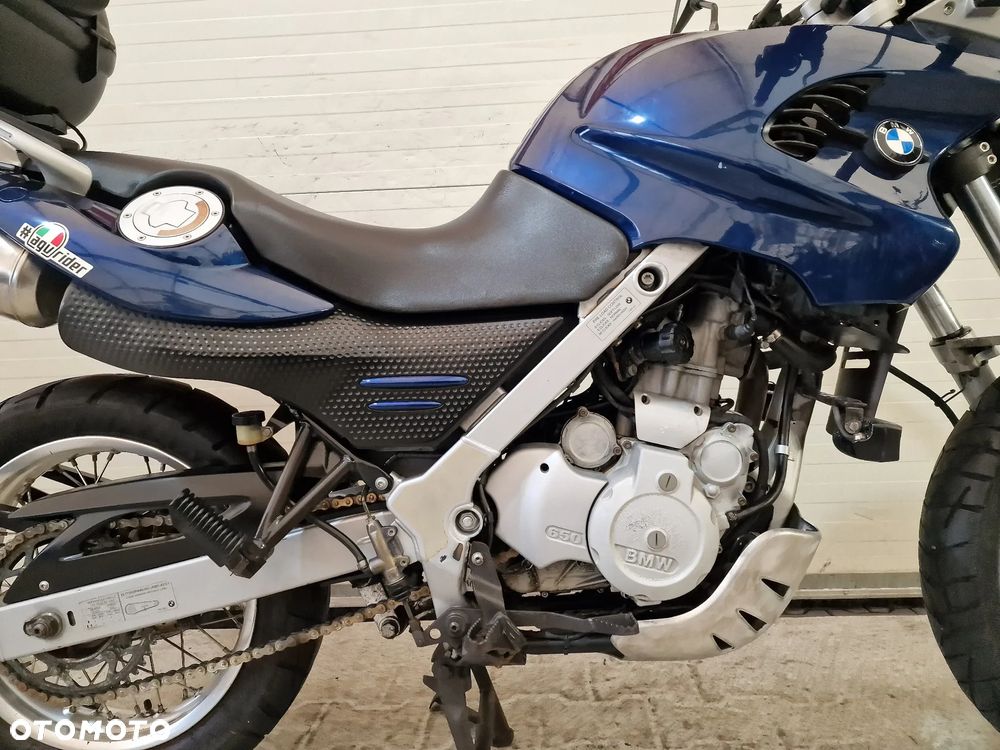 BMW F - 11