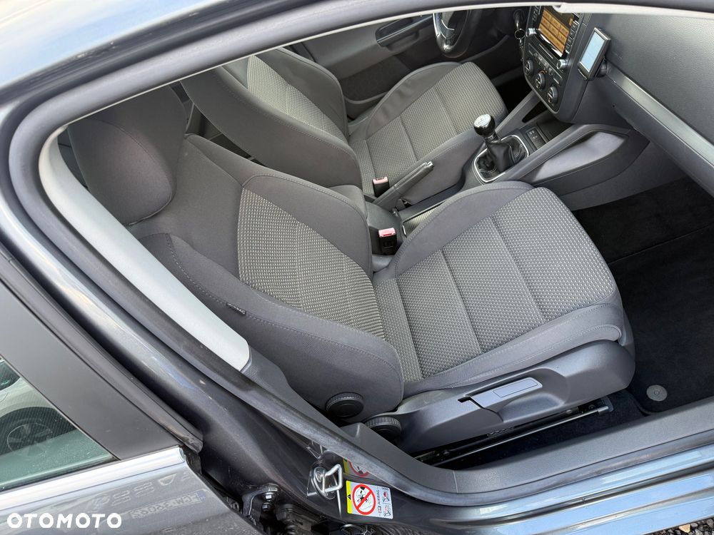 Volkswagen Jetta 1.4 TSI Sportline - 10