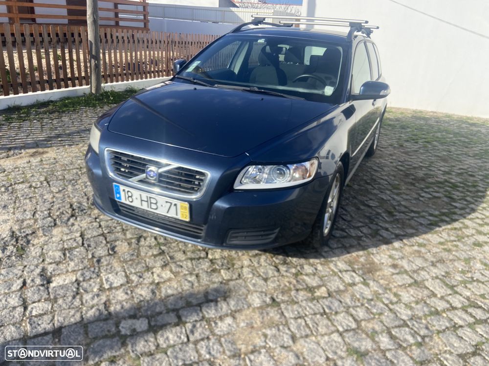 Volvo V50 2.0 D Momentum - 1