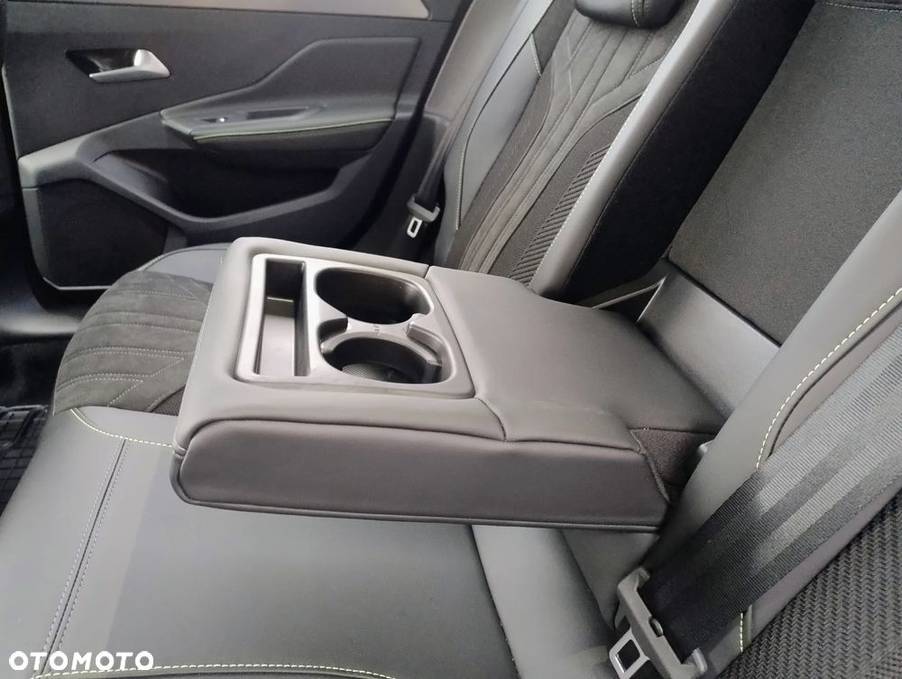 Peugeot 308 1.5 BlueHDi GT S&S EAT8 - 32