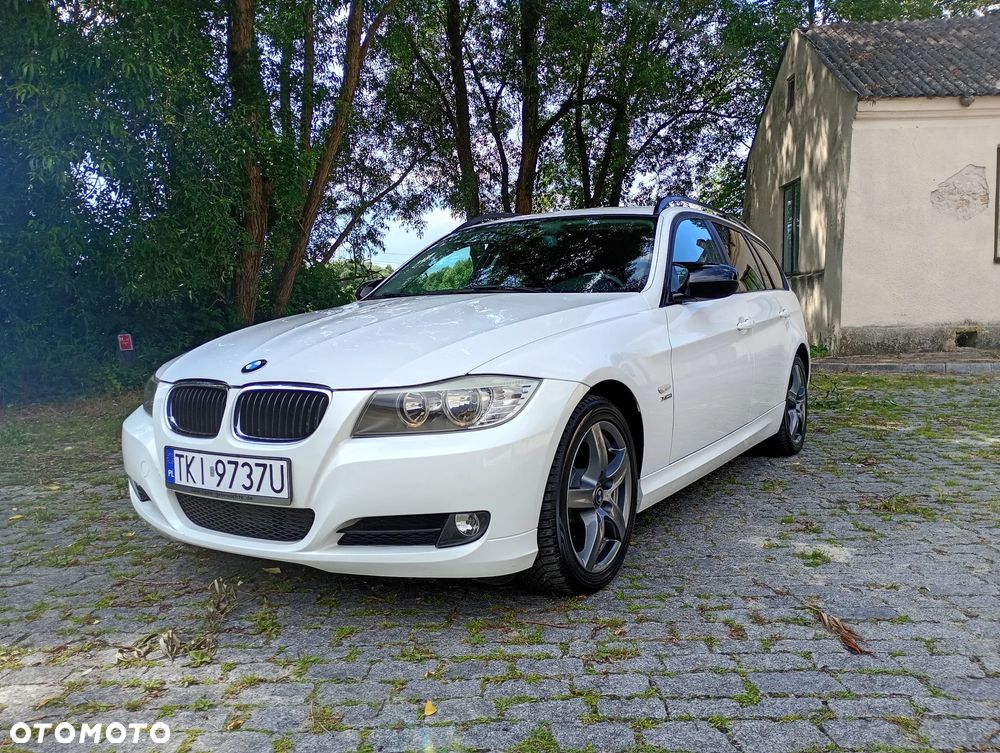 BMW Seria 3 320d xDrive DPF - 10