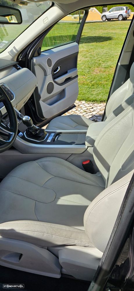 Land Rover Range Rover Evoque 2.2 eD4 Pure Tech - 24