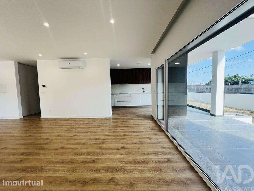 Apartamento T3 em Parceiros e Azoia de 115,00 m2 - Grande imagem: 5/30