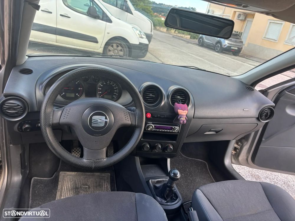 SEAT Ibiza — fotografia 5