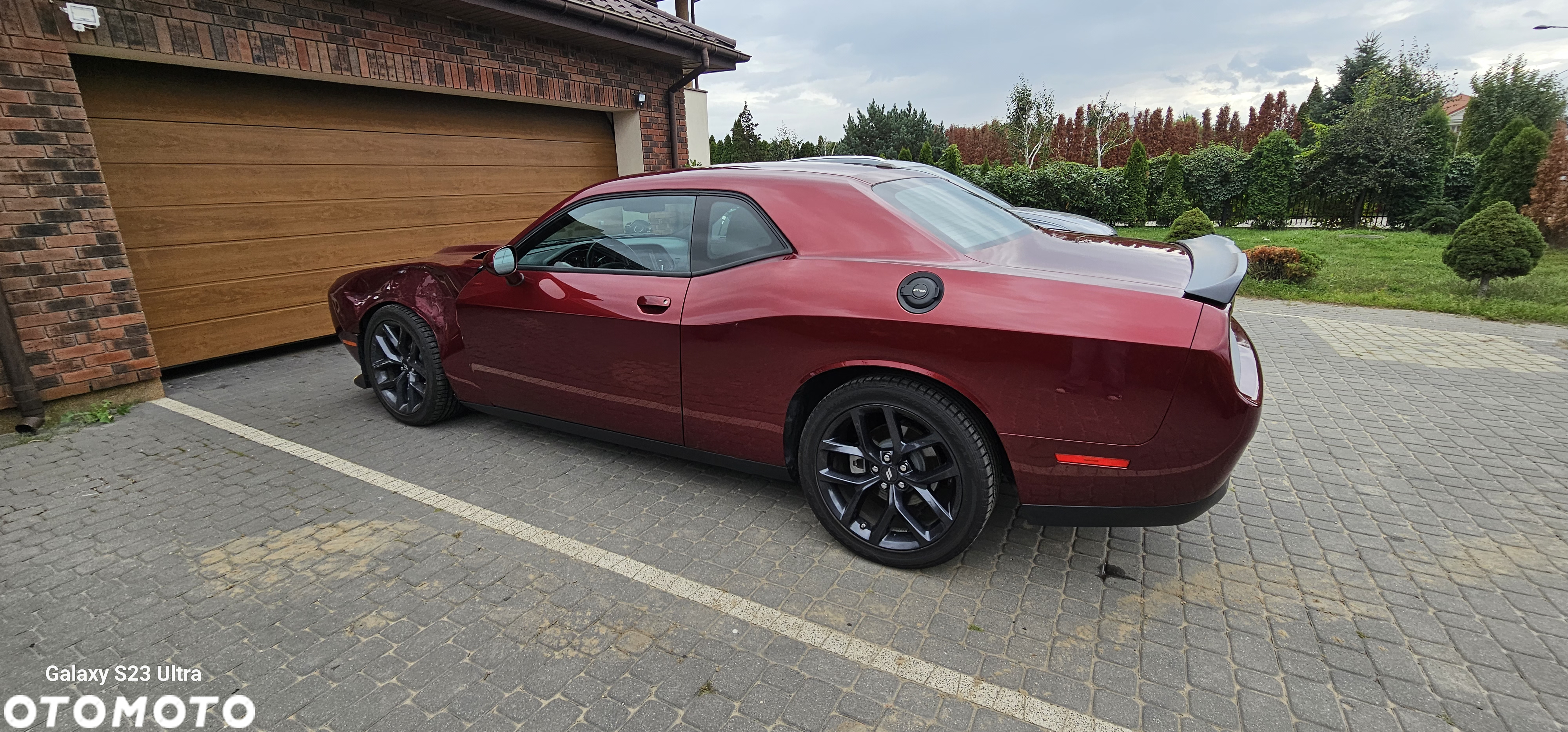 Dodge Challenger - 8