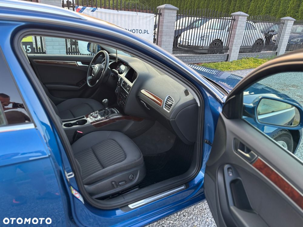 Audi A4 Avant - 11