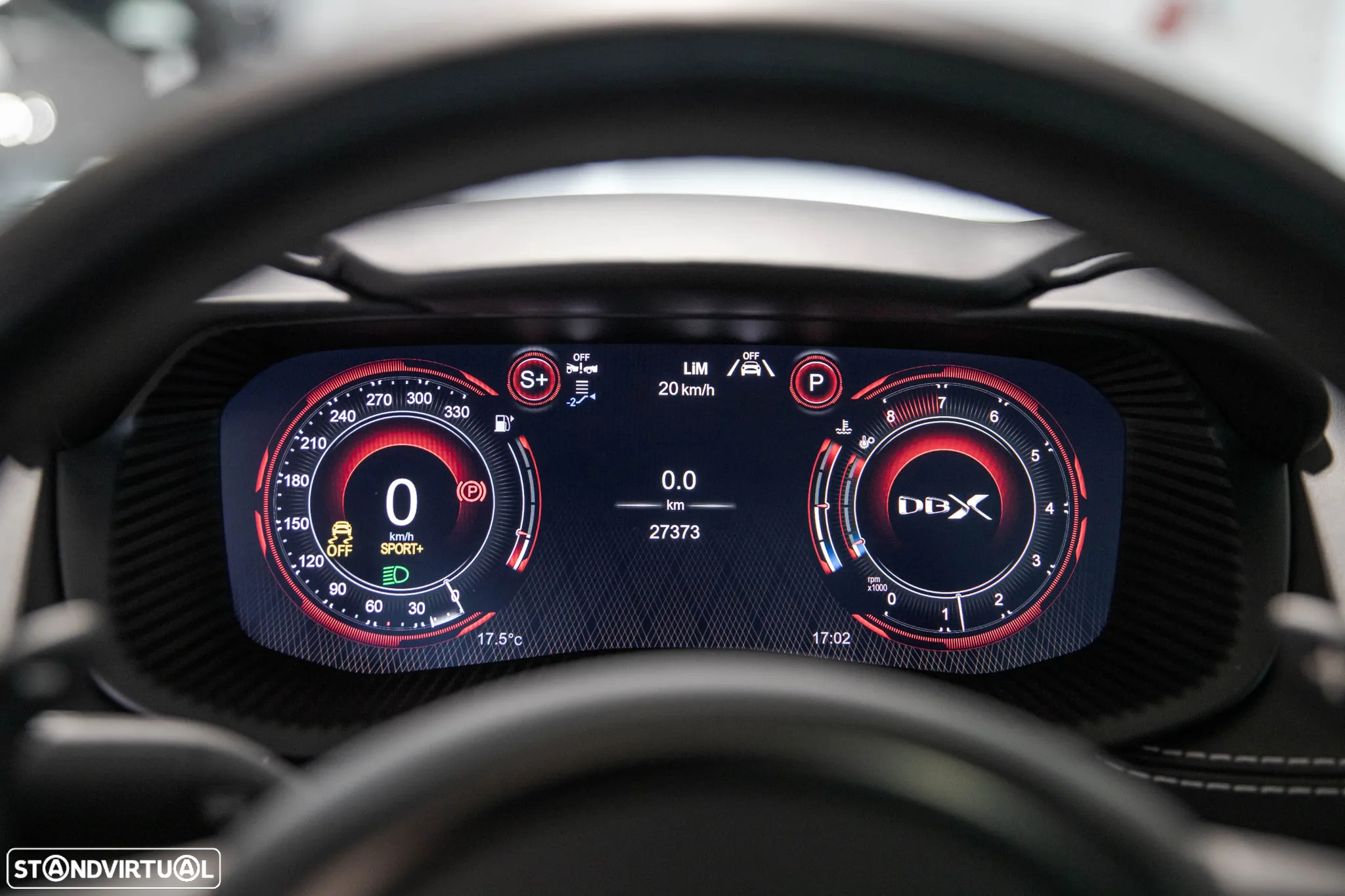 Aston Martin DBX Standard - 17