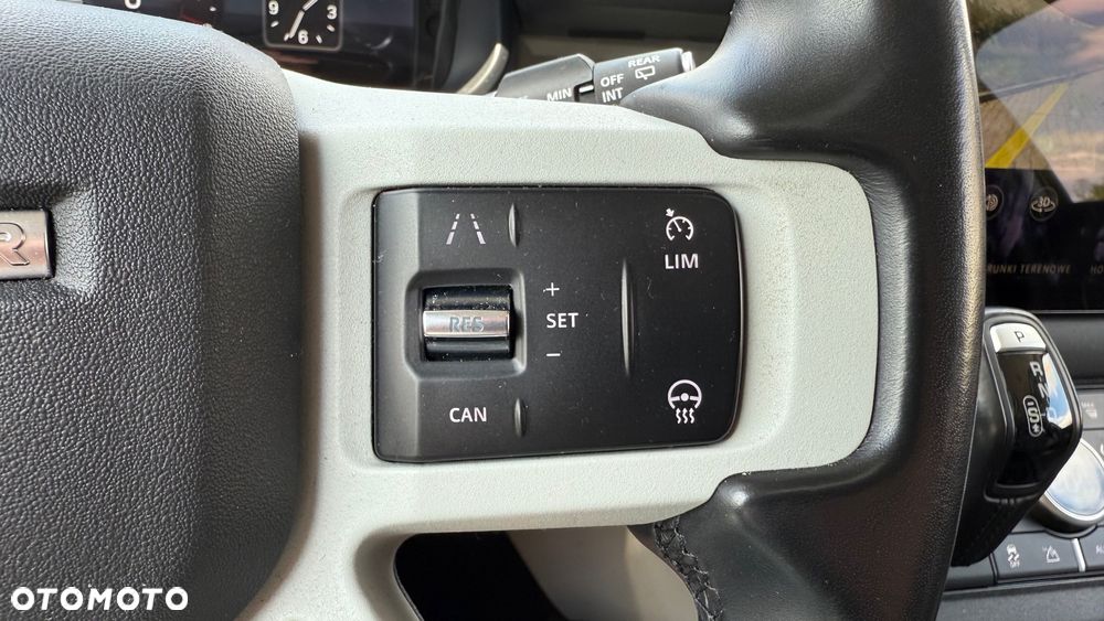 Land Rover Defender 3.0 D250 mHEV SE - 15
