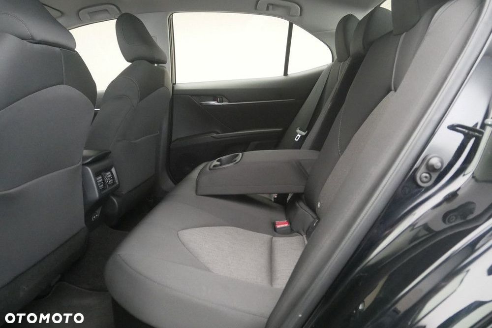 Toyota Camry 2.5 Hybrid Comfort CVT - 15