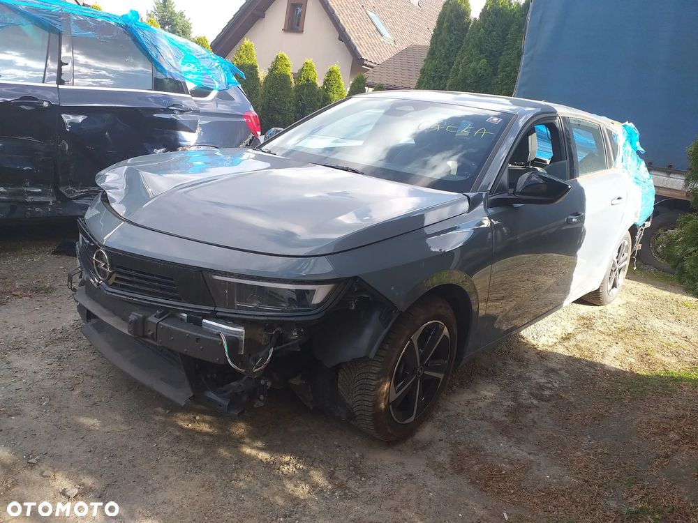 Opel Astra 1.2 T Business Edition S&S - 2
