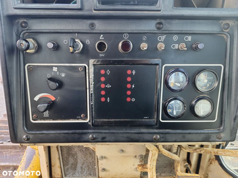 Caterpillar D5 H LGP - 24