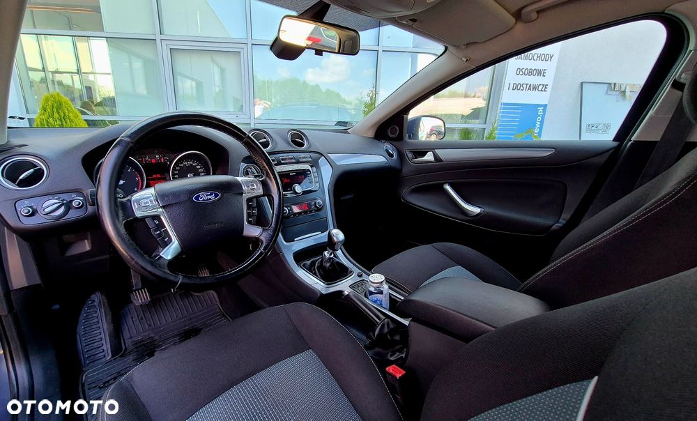 Ford Mondeo 2.0 TDCi Titanium - 20